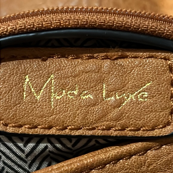 Moda Luxe Brown General Use Purse w/Various Zippers & Pockets - Picture 3 of 14